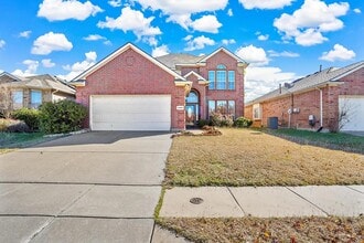 Building Photo - 6200 Melanie Dr