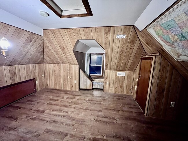 Building Photo - 88 Elmwood Ave