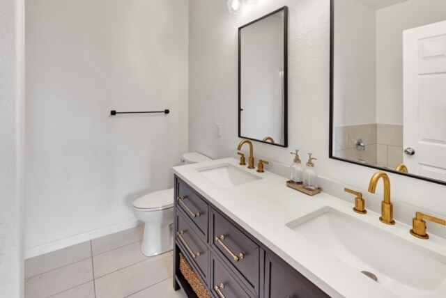 Building Photo - 3012 Montserrat Creek Dr