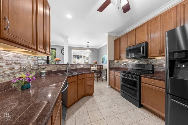 Building Photo - Gregg's Landing Townhome!
