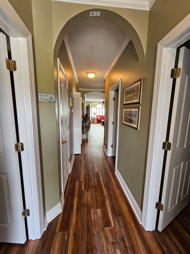 Building Photo - Carolina Yacht Landing