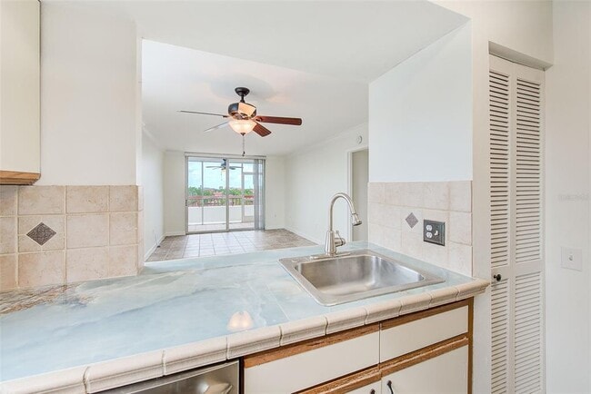 Building Photo - 2333 Feather Sound Dr