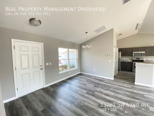 Building Photo - 13782 SW 42 Ave