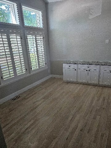 Building Photo - 5035 E Cresthill Pl
