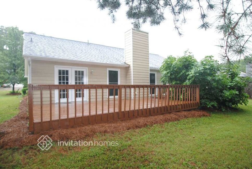 Building Photo - 4880 Jones Bridge Pl Dr