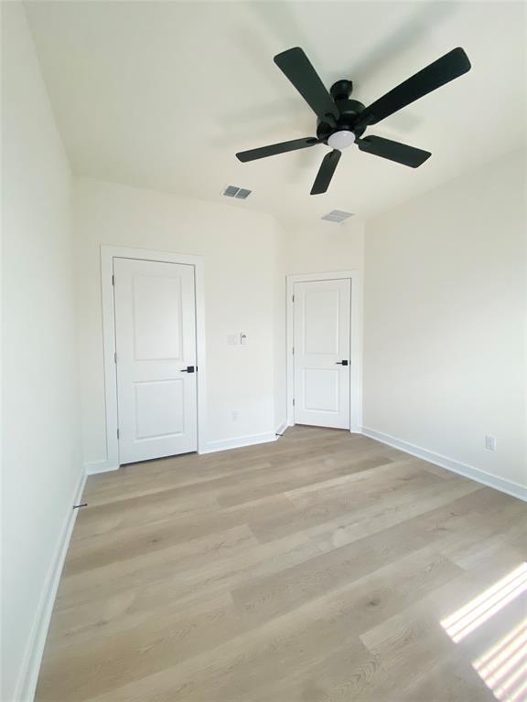 Building Photo - 700 Horseshoe Dr