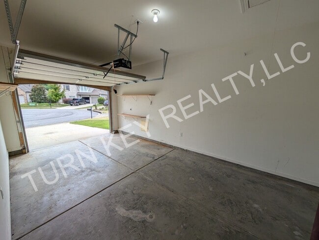 Building Photo - House for rent in Sterrett/Chelsea