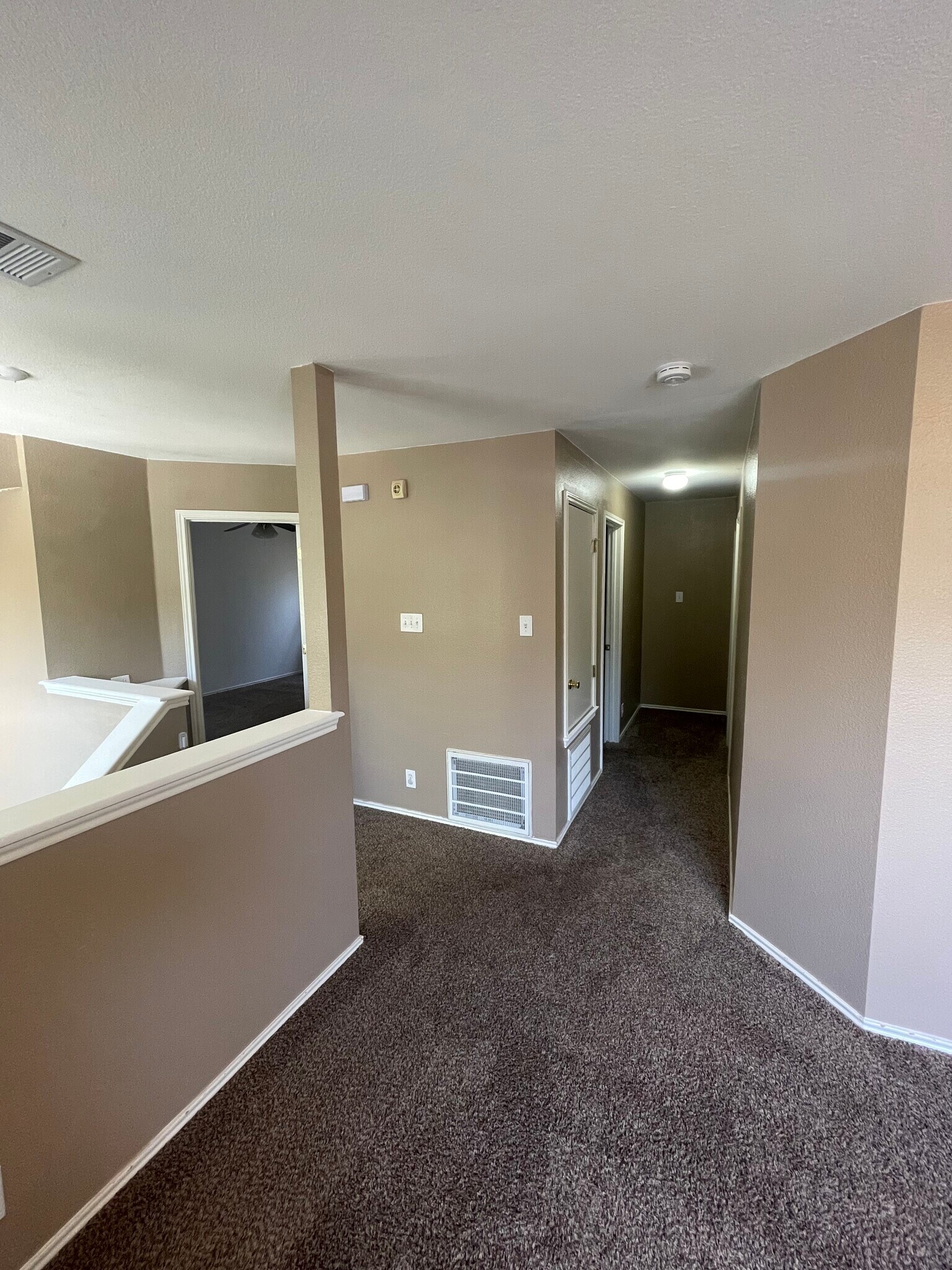 Building Photo - 10324 Bobcat Blf