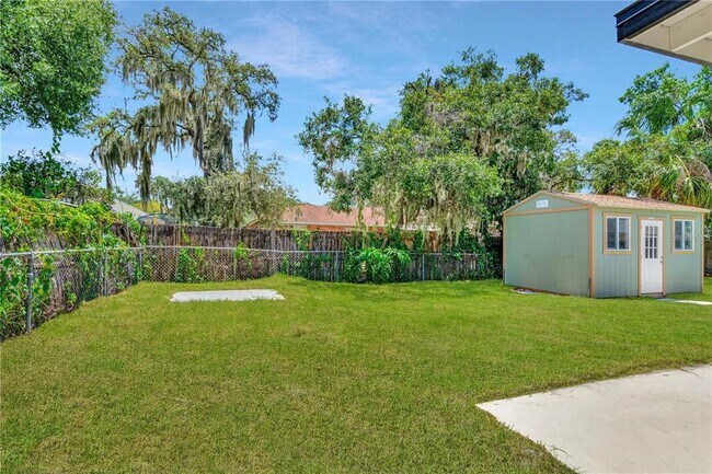 Building Photo - 3508 Westfield Dr