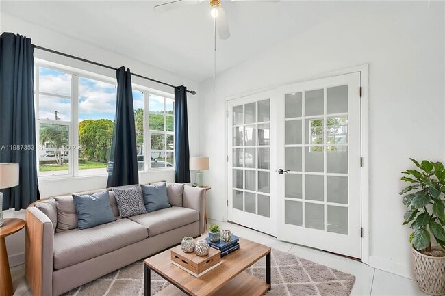 Building Photo - 4525 SW 112th Pl