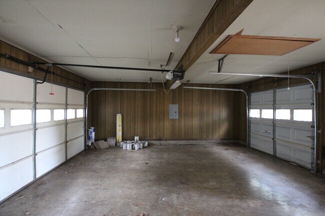 Building Photo - 316 Clemson Dr