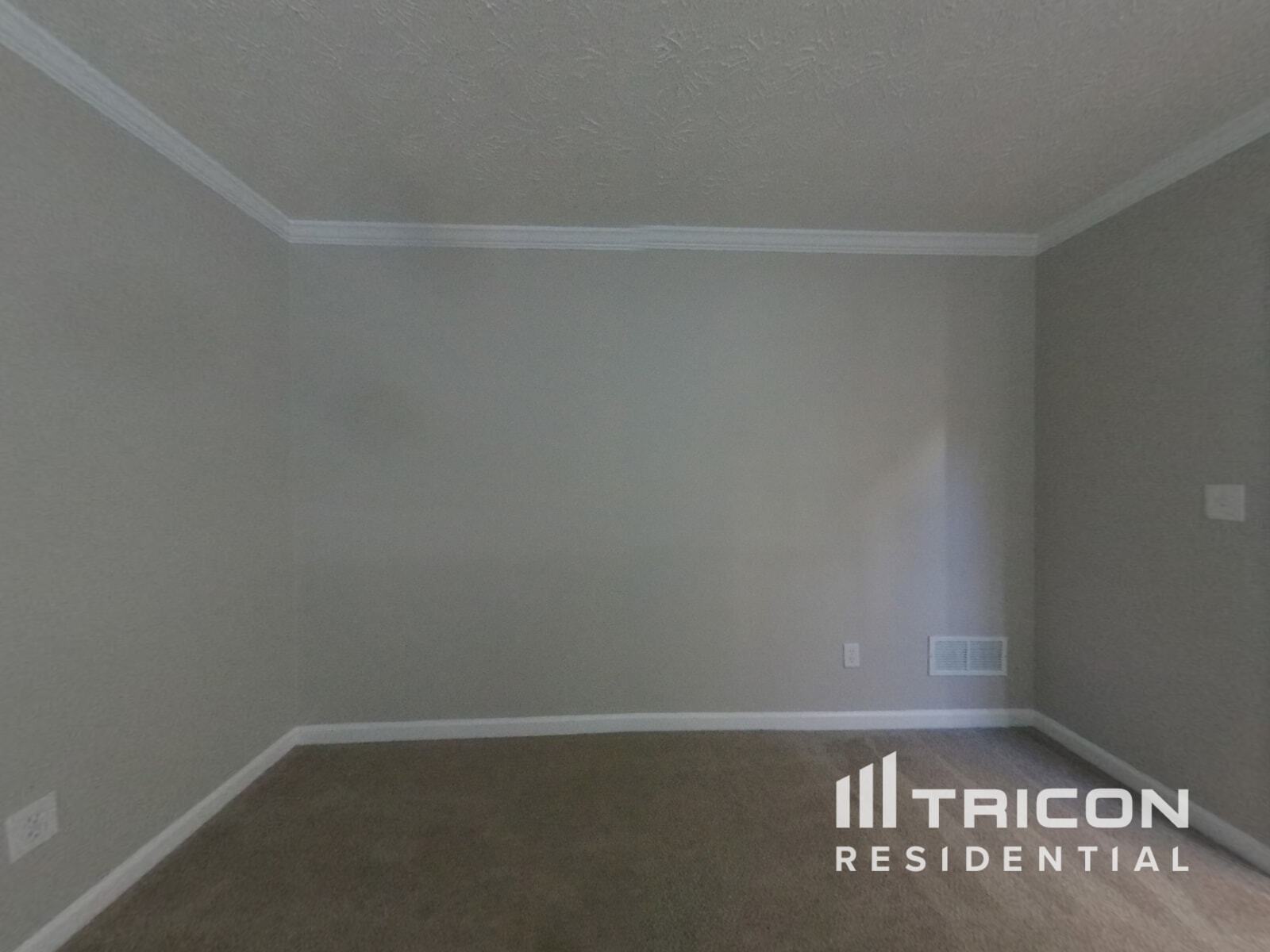Building Photo - 315 Avonlea Dr