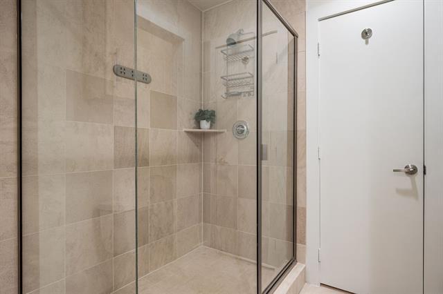 Building Photo - 4111 Newton Ave