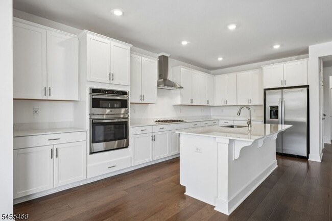 Building Photo - 52 Eastwood Ter