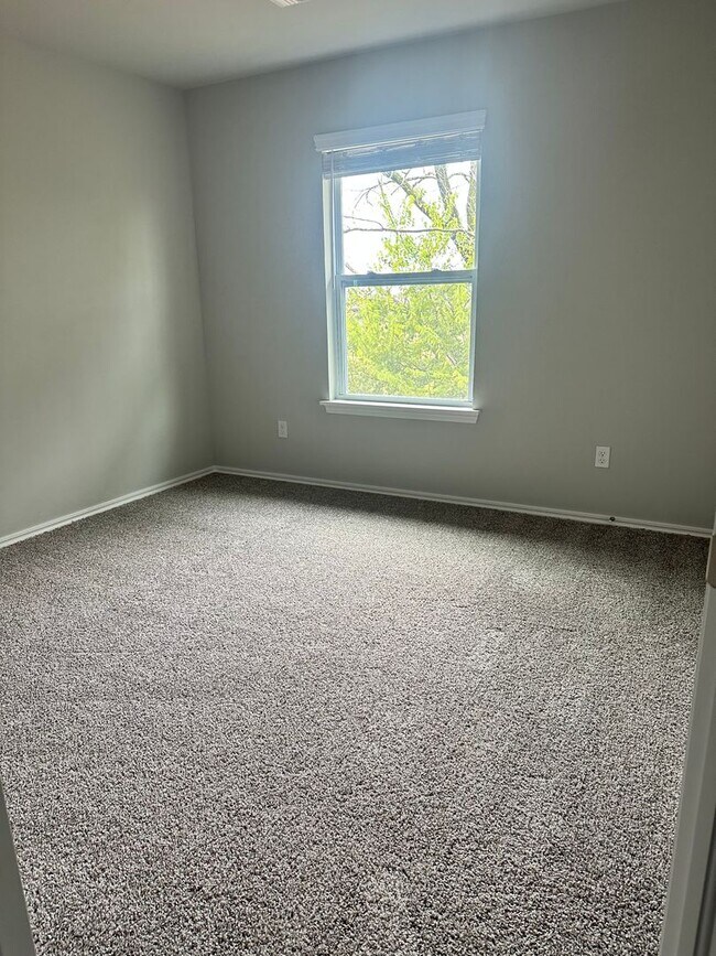 Building Photo - First Month Free!