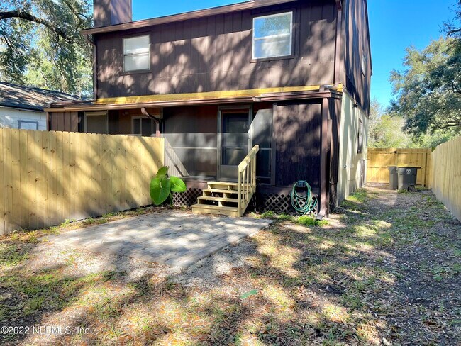 Building Photo - 2066 Utah Ave