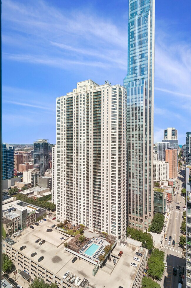 Building Photo - 2 E Erie St