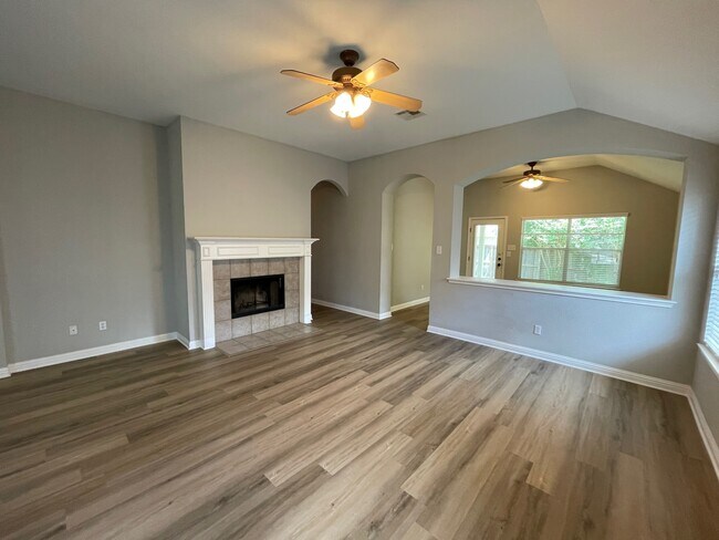 Building Photo - 10025 Mount Rainier Dr
