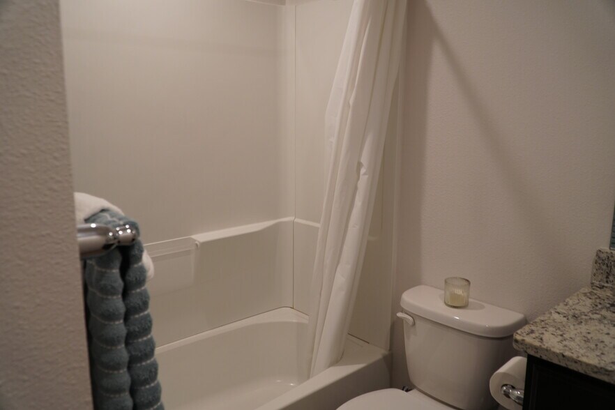 Building Photo - 7626 Rustler Ln