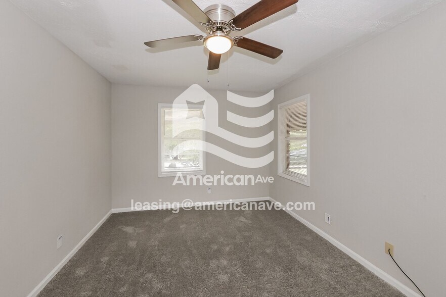 Building Photo - 5631 Mill Branch Rd