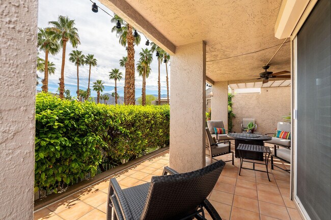 Building Photo - 48910 Noline Pl