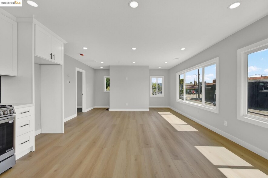 Living Room - 1120 59th St