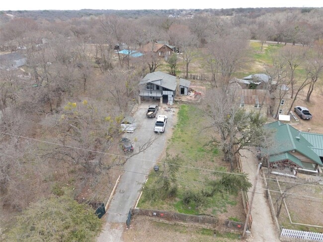 Building Photo - RARE RENTAL OPPORTUNITY ACROSS FROM LAKE WORTH