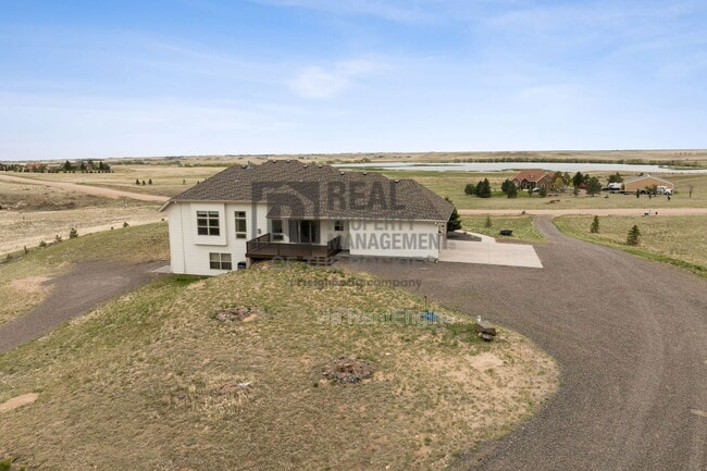 Building Photo - 3348 Hales Ranch Rd