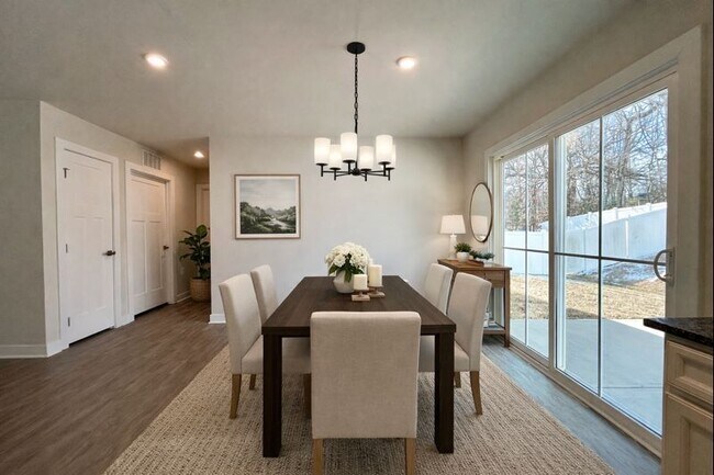 Building Photo - 5427 Hughesdale Dr