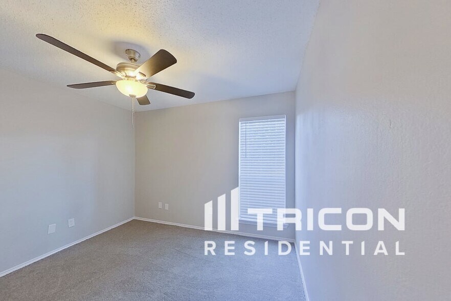 Building Photo - 4805 Sugar Tree Ct