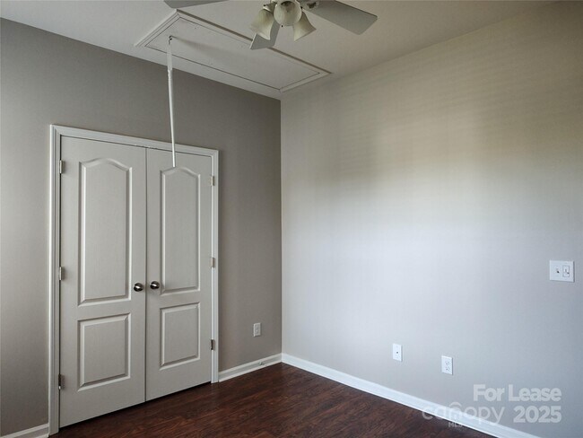 Building Photo - 8611 Burnside Ln