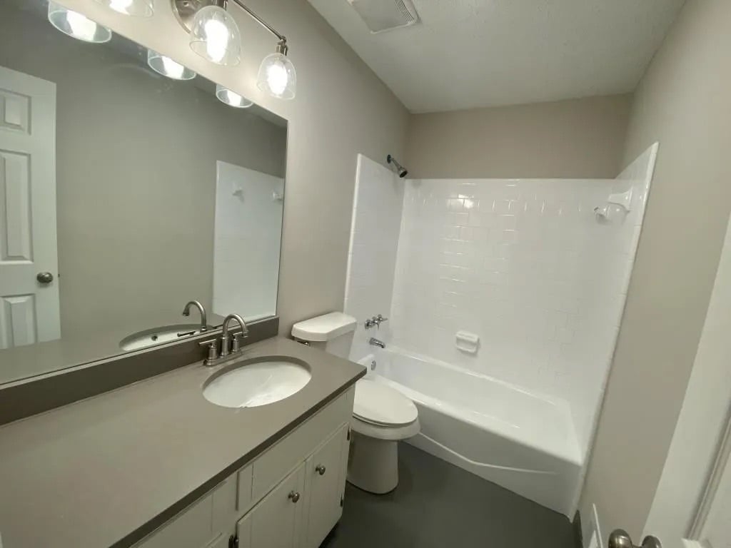 Building Photo - 3730 Old Flowery Branch Rd