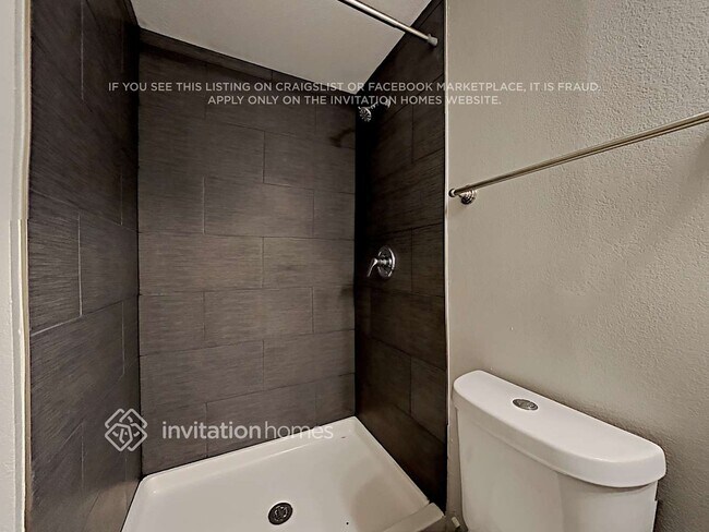 Building Photo - 4211 Tee Shot Dr