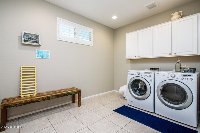 Building Photo - 41769 W Canasta Ln