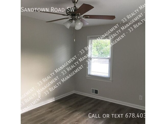 Building Photo - 2333 Sandtown Rd SW