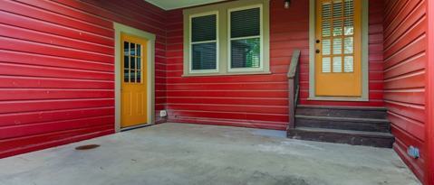 Building Photo - 2040 W Mistletoe Ave