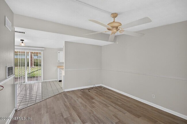 Building Photo - 87 Saratoga Cir S