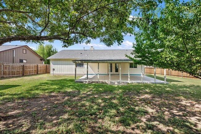 Building Photo - 1807 Verbena Way