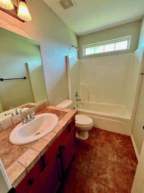 Building Photo - 4041 W Spring House Dr