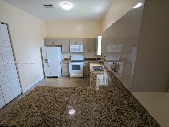 Building Photo - 10214 SW 175th St