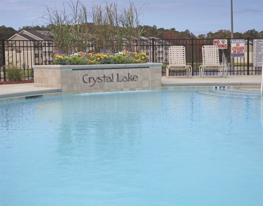 The Cottages At Crystal Lake Fayetteville Nc Apartment Finder