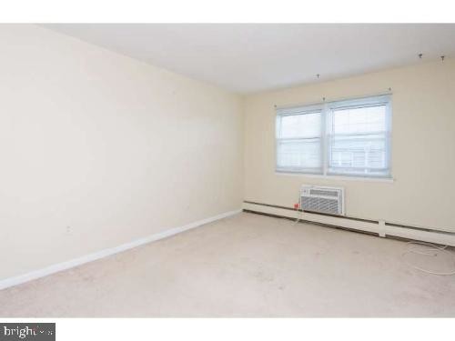 Building Photo - 224 Pennell Rd