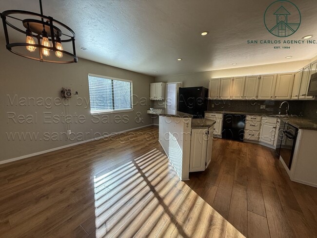 Building Photo - Private Three Bed Carmel Valley Oasis Along the River