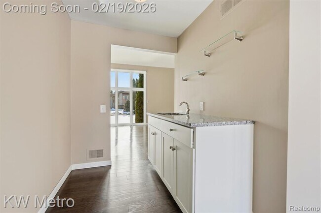 Building Photo - 4606 Strandwyck Rd