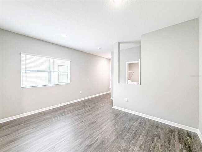 Building Photo - 3430 Cup Dr