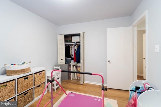 Building Photo - 5105 Spring Rock Ct