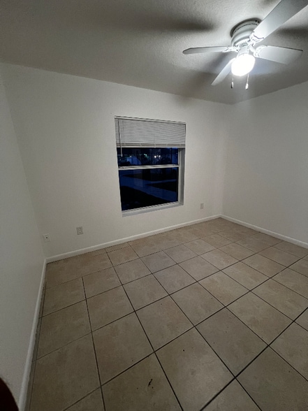 Building Photo - 1311 Emerald Terrace