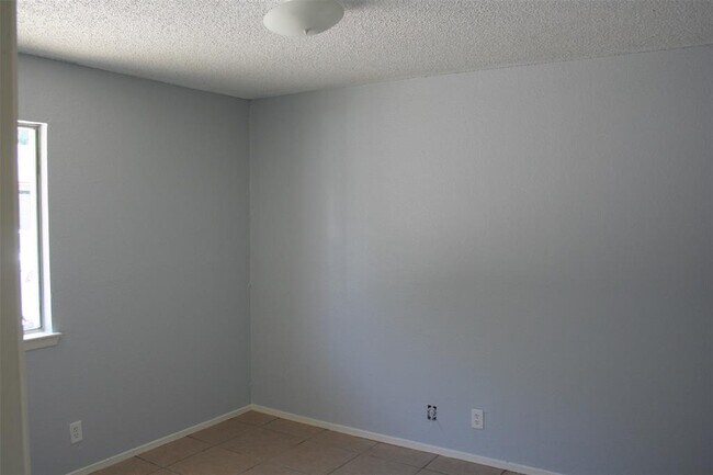 Building Photo - 5314 Atascosa Dr