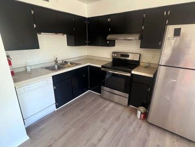 Building Photo - 1133 Kentucky St SE