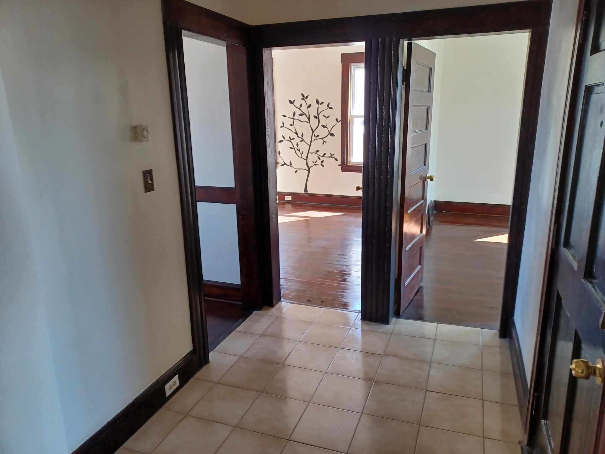 Building Photo - 306 Madison Ave